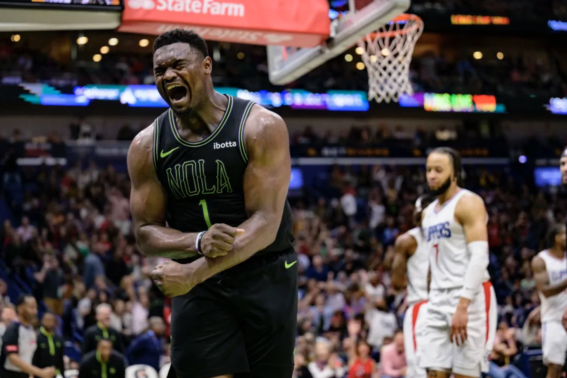 Zion Williamson's Heroics Propel Pelicans Past Clippers in Playoff Push